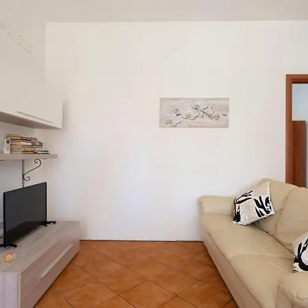 Casa Delle Mimose A 700m Dal Mare Апартаменты *
